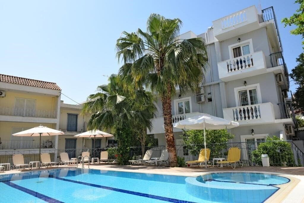 Skalidis Apartments 3* қонақ үйі