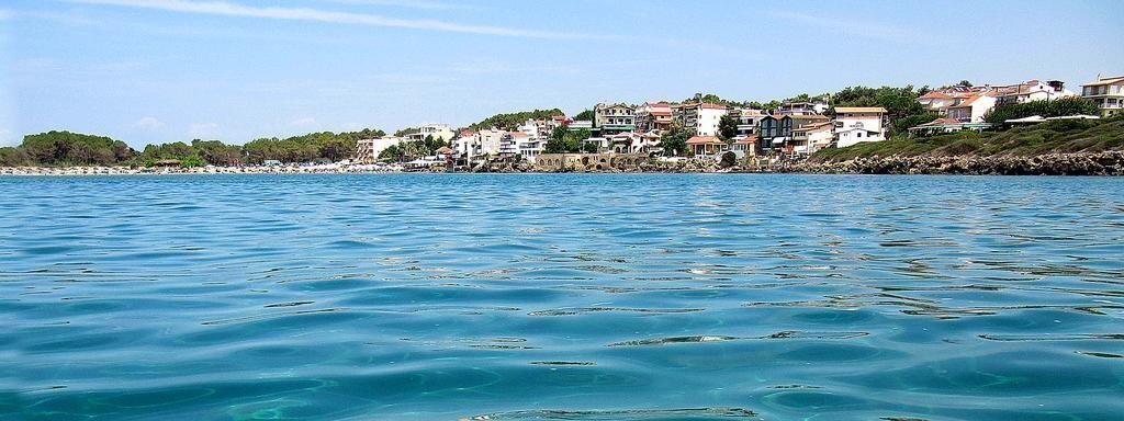 Brati II Beach Hotel 2* суреті