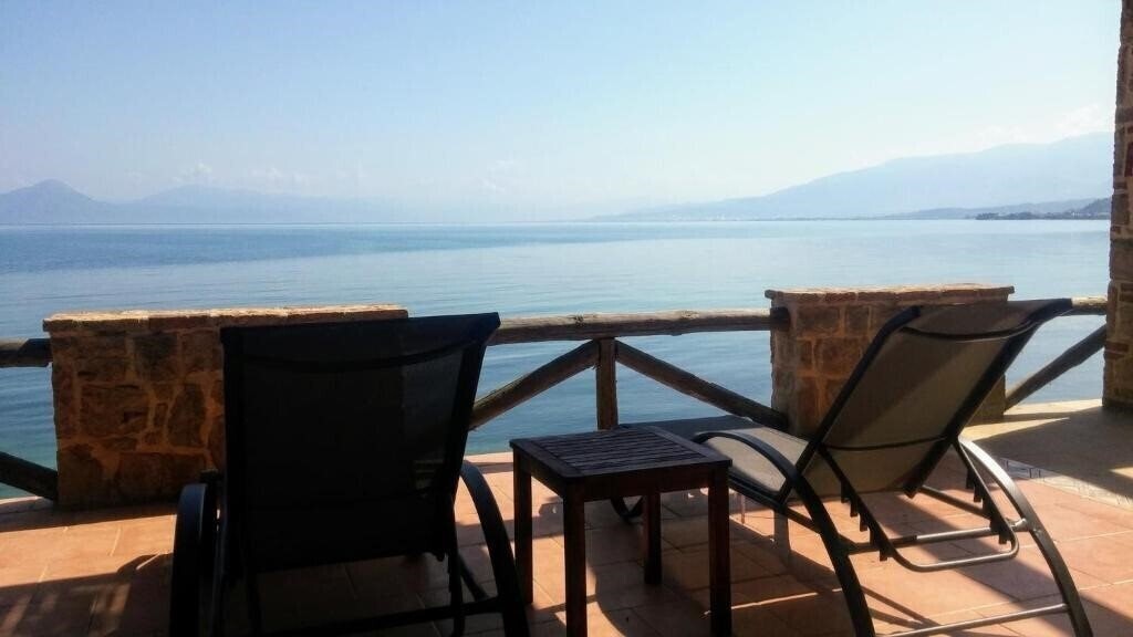 Castella Beach Hotel 2* фотосуреті