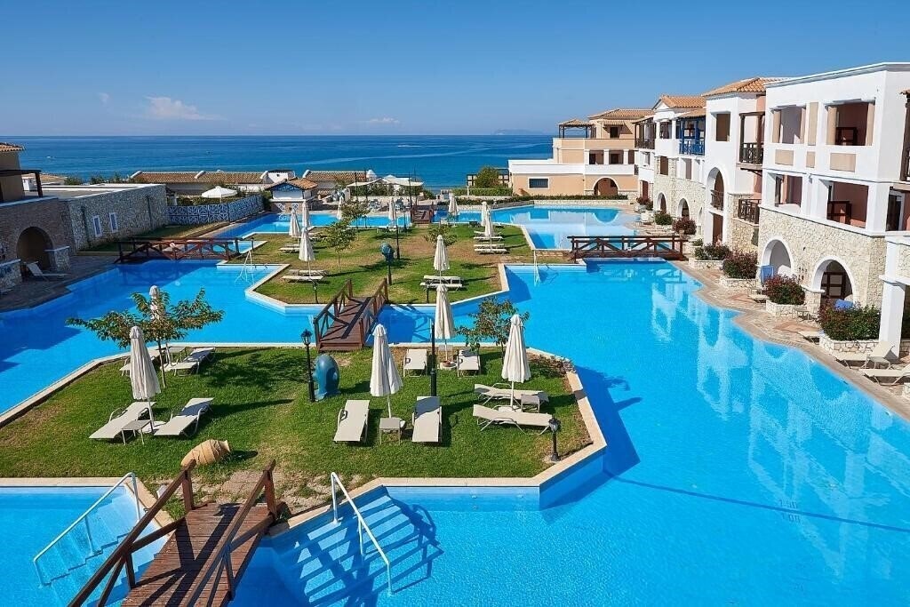 Отель Aldemar Royal Olympian Luxury Resort & Spa 5*