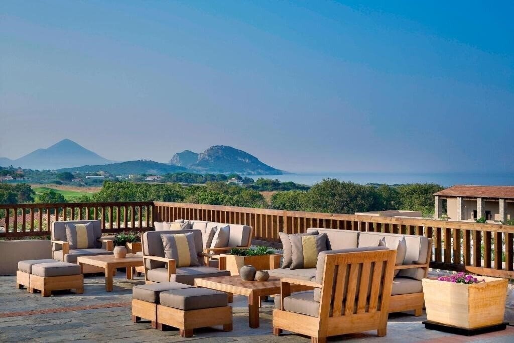 Изображение Costa Navarino The Westin Resort 5*