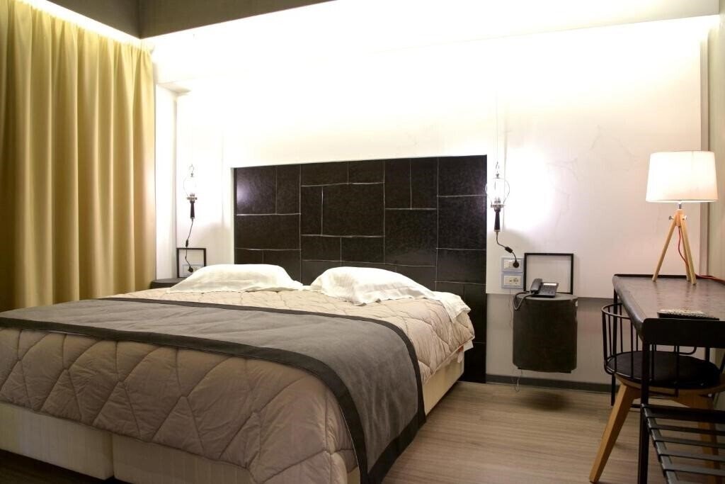 Adonis City 2* суреті