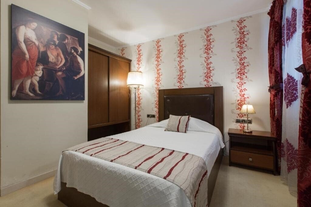 Dias Hotel 4* фотосуреті