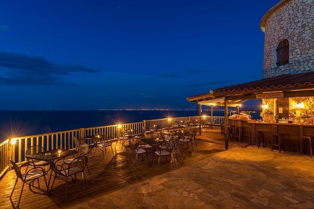 Pavlina Beach Hotel 4* қонақ үйі