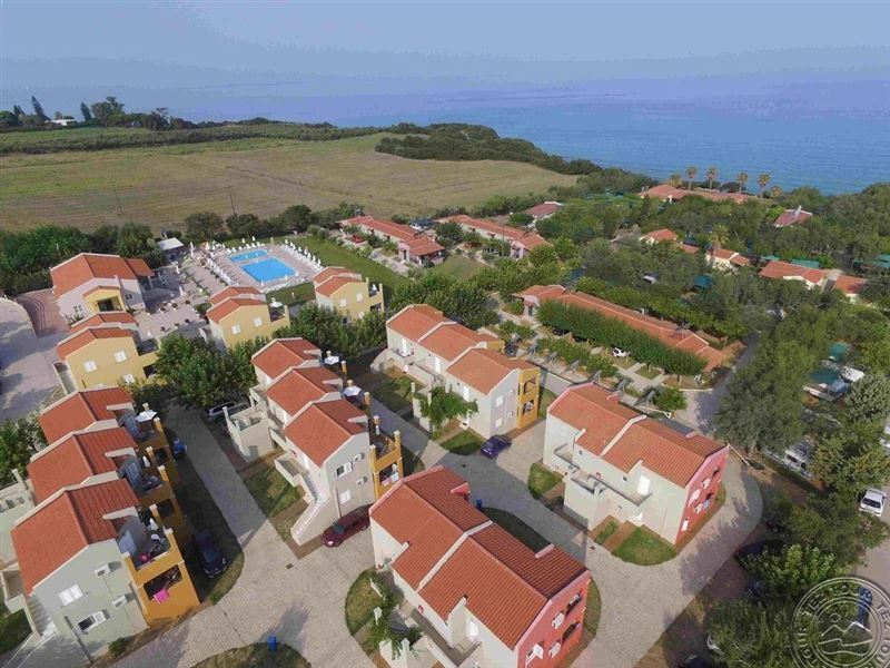 Фото Fournia Beach 3*