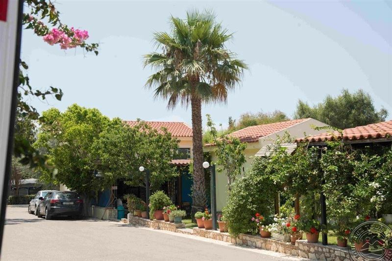 Отель Fournia Beach 3*