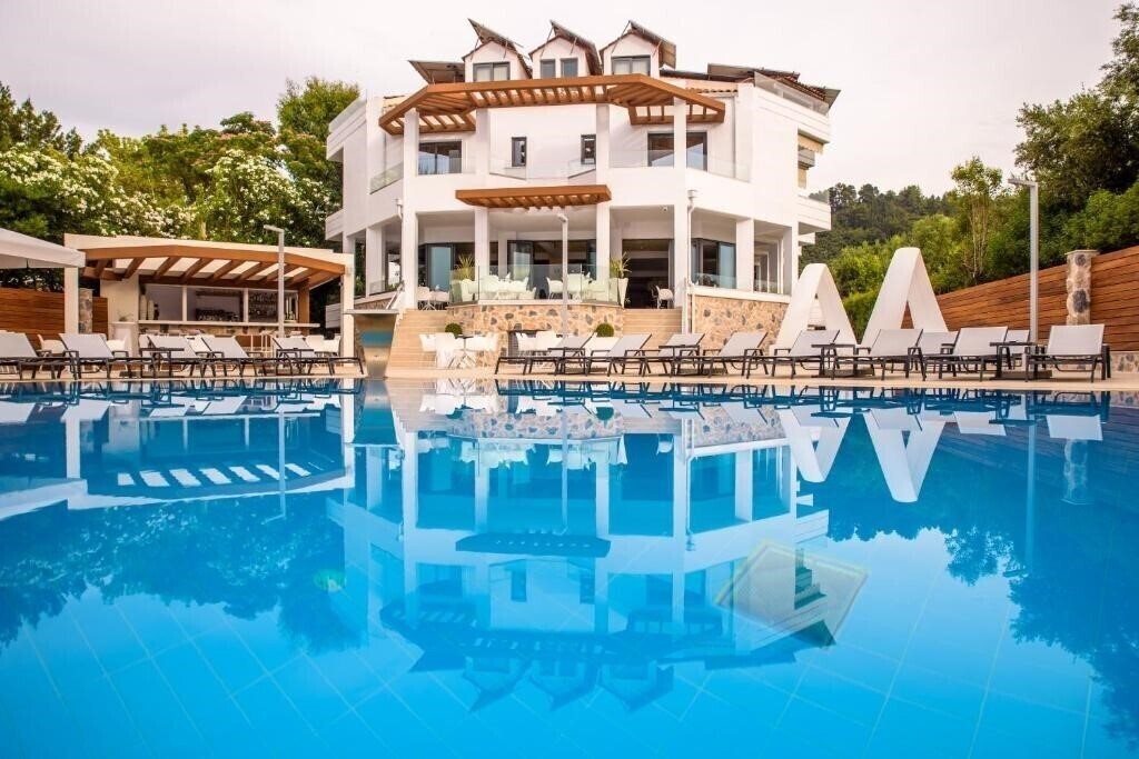 Poseidon 3* қонақ үйі