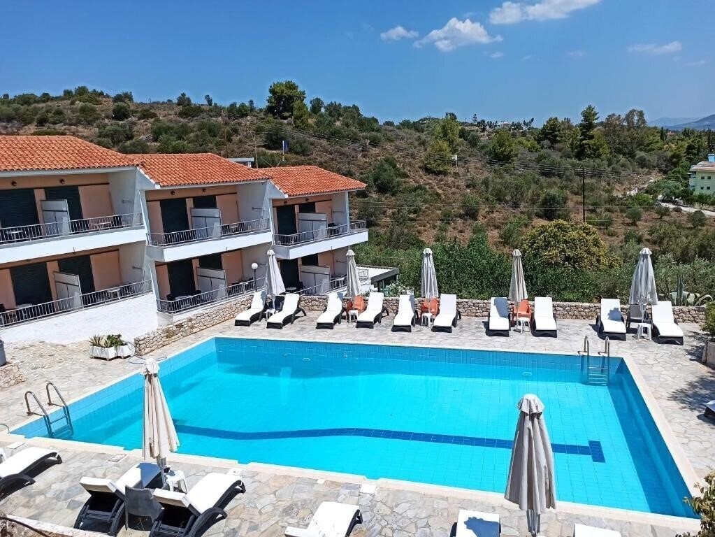 Отель Phaistos Hotel 3*