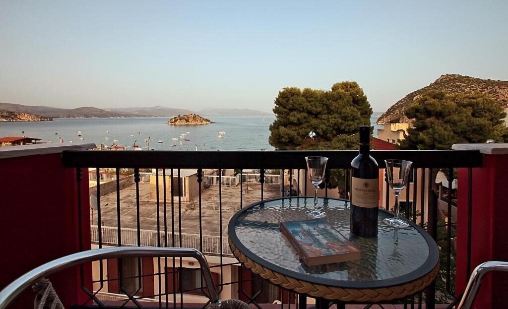 Отель Epidavria Hotel 3*