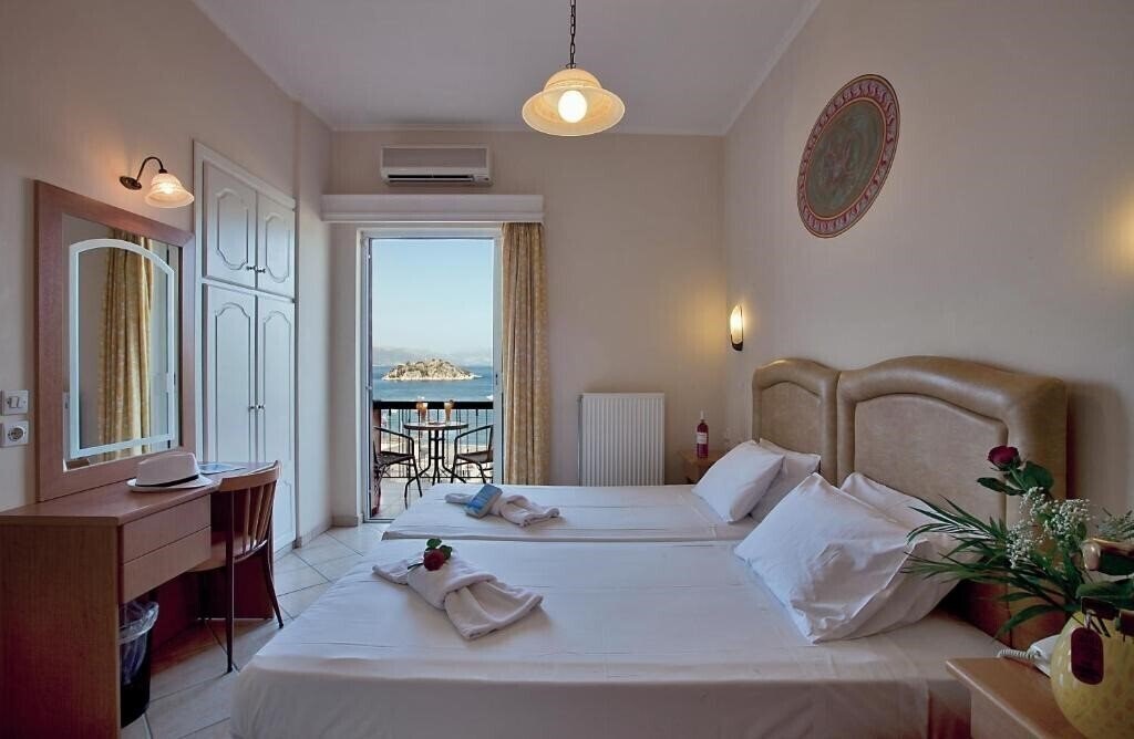 Фото Epidavria Hotel 3*