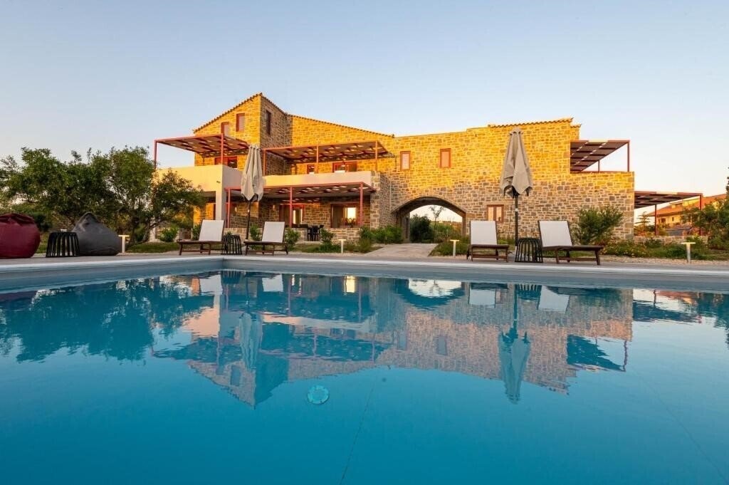 Отель Abeloessa Methonian Hospitality 4*