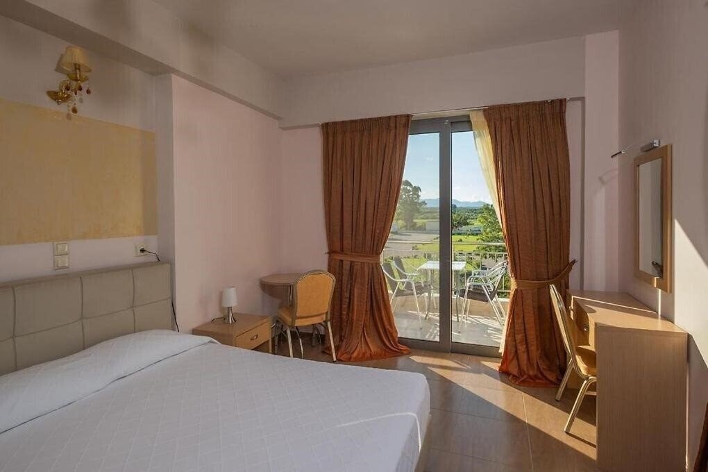 Buka Sandy Beach 4* фотосуреті