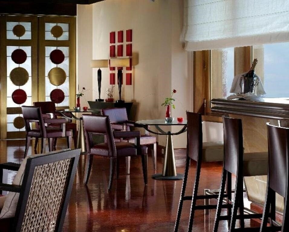 Изображение Amphitryon Hotel 5*