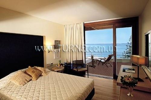 Amphytrion Hotel 4* фотосуреті