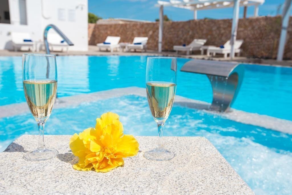 Odysseas Hotel 2* суреті