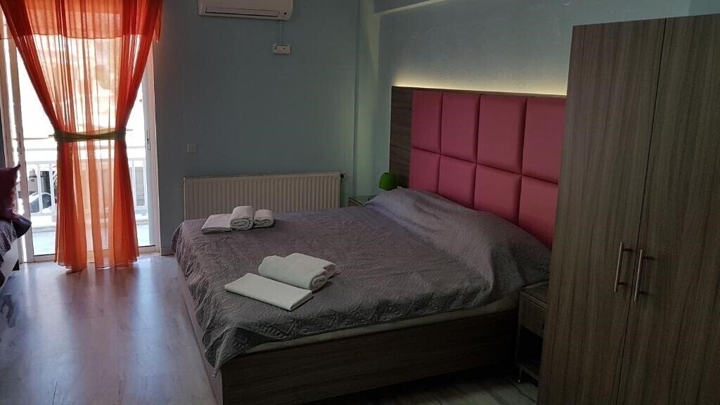 White Rose Hotel 3* суреті