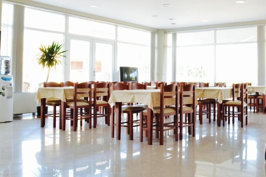 Фотография Toronto Apartments 3*