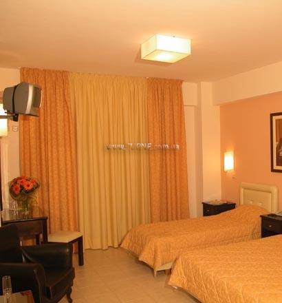 Ilion Hotel 2* фотосуреті