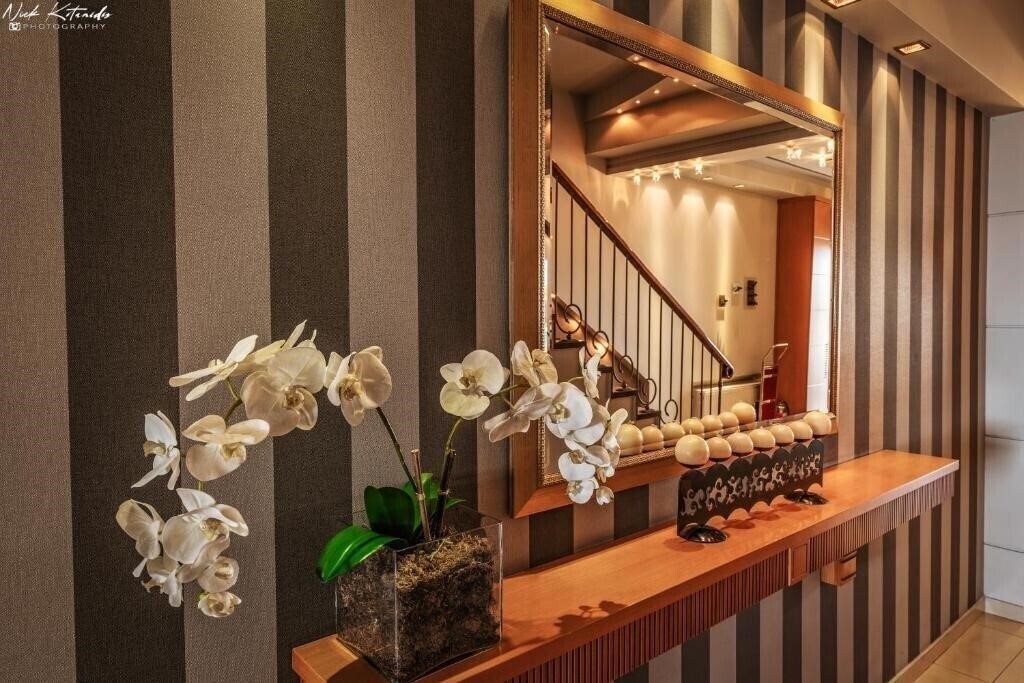 Фотография Avra 2*