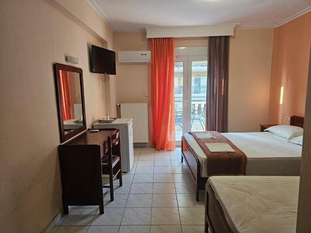 Philippos Hotel 2* суреті