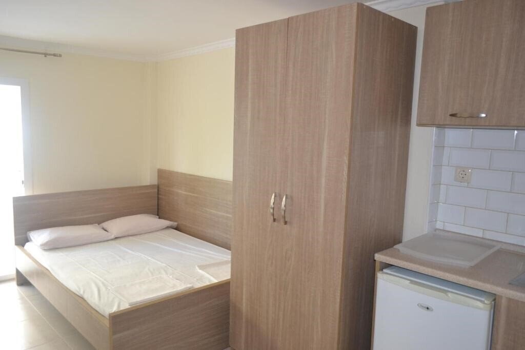Viktoria Hotel 3* суреті