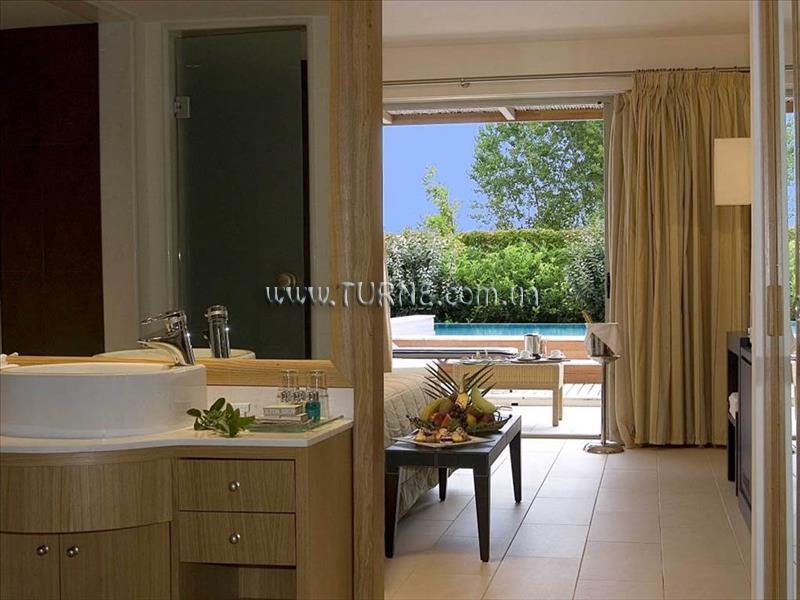 Dion Palace Bomo Club 5* фотосуреті