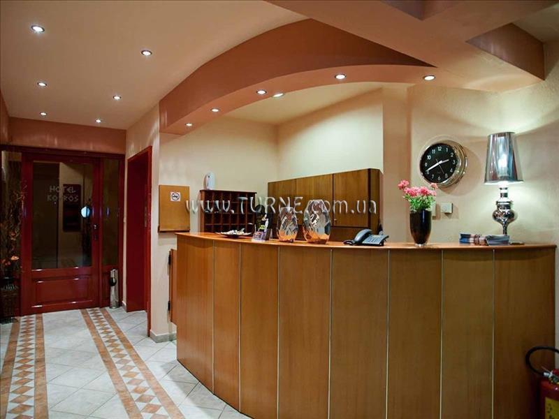 Kouros Hotel 1* қонақ үйі