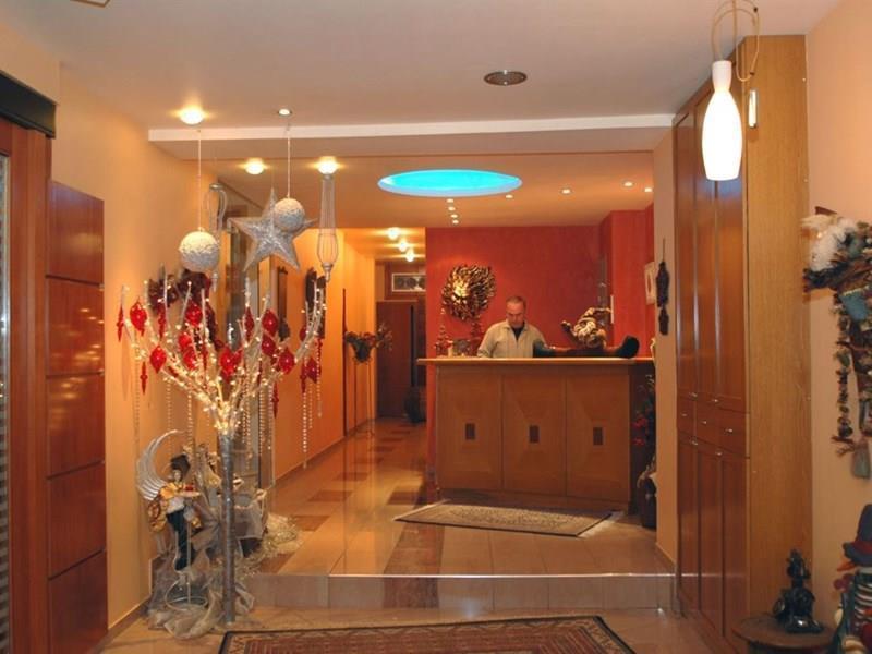 Dias 1* суреті