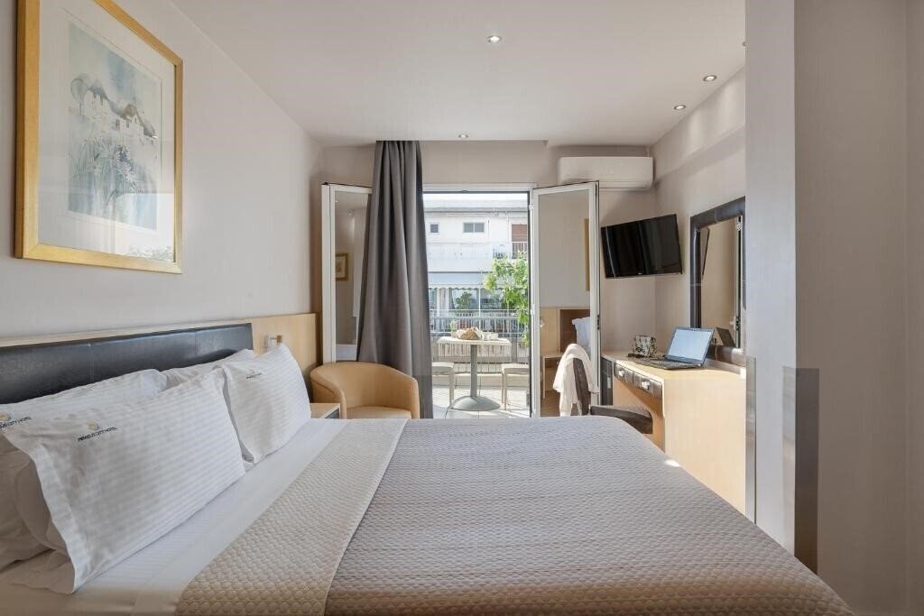 Piraeus City Hotel 3* суреті