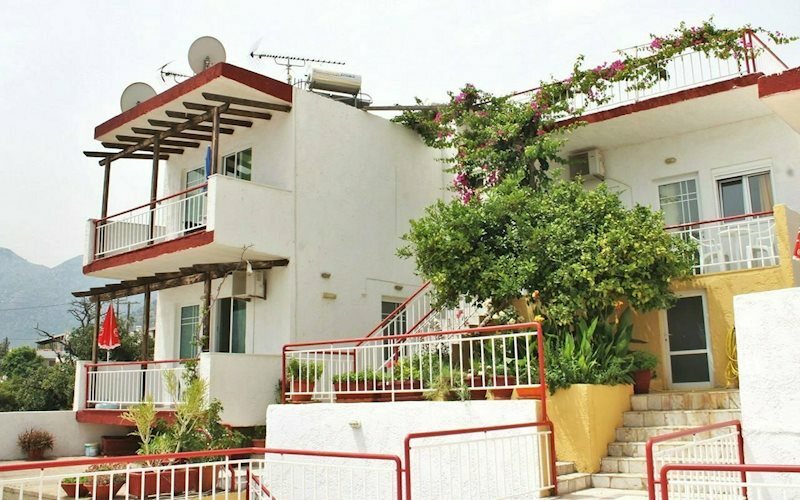 Sarlot Studios 3* қонақ үйі