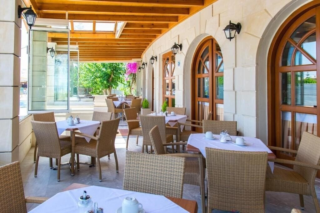 Картинка Atlantis Beach Hotel 5*