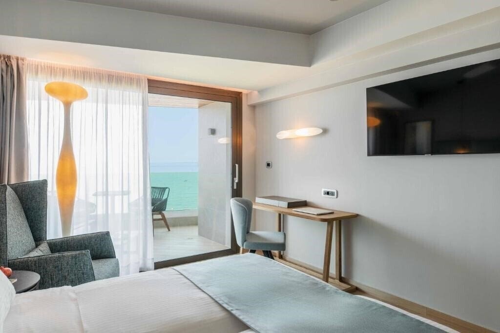 Bio Beach Boutique Hotel (Adults Only 16+) 4* суреті