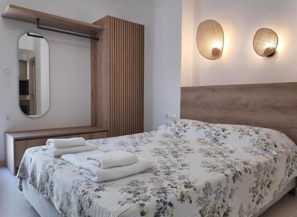 Отель Eleftheria Apartments 2*