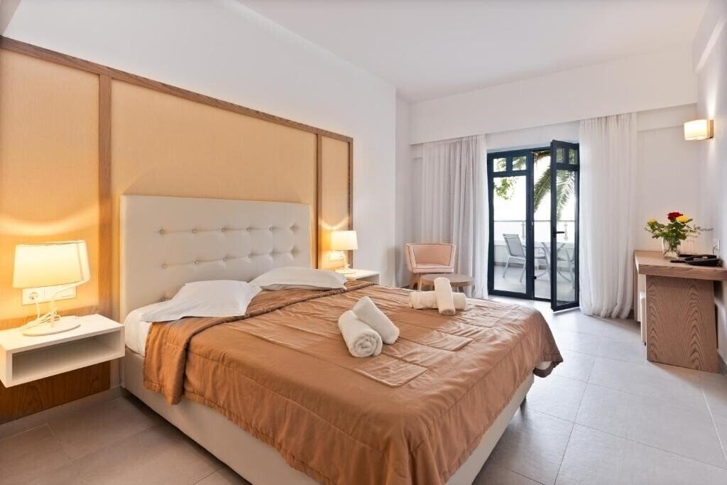 Картинка Eva Bay 4*