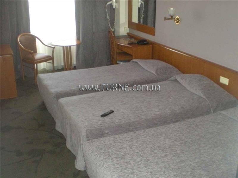 Отель Metropolitan 4*