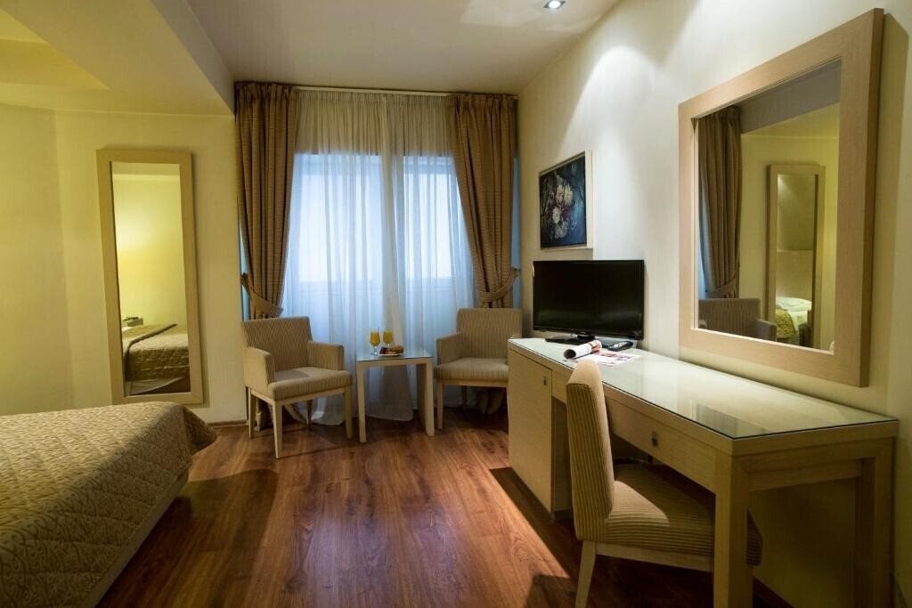 Tobacco Hotel 4* суреті