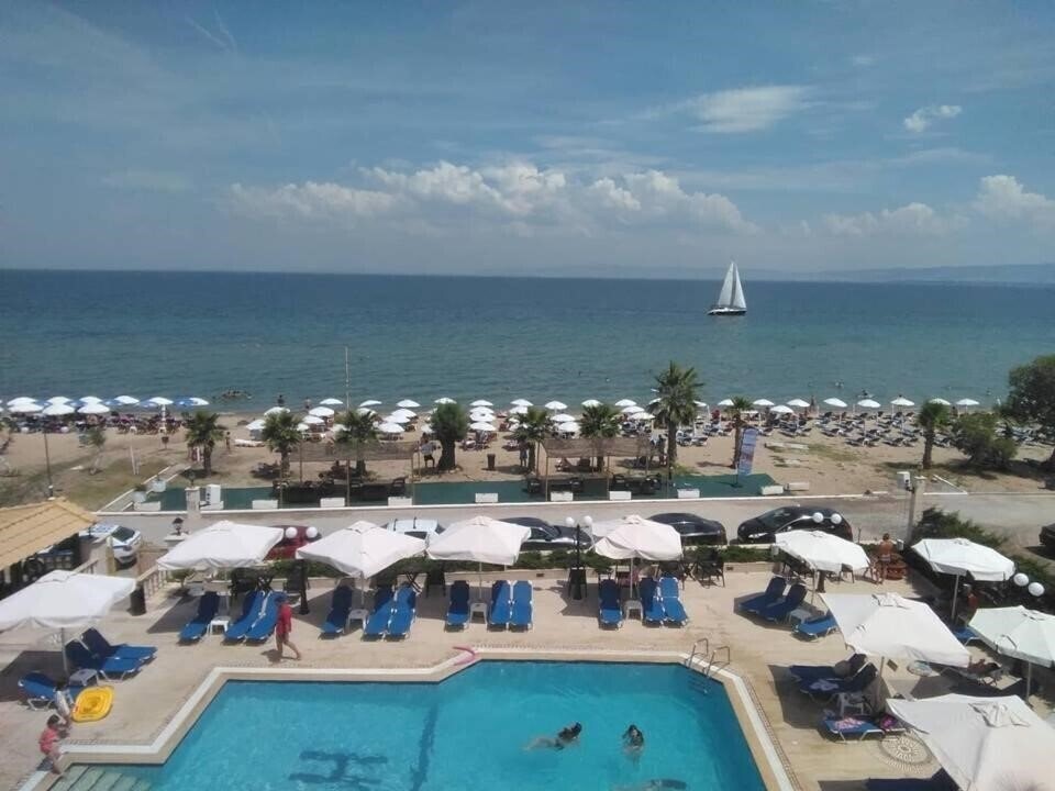Santa Beach Hotel 4* фотосуреті