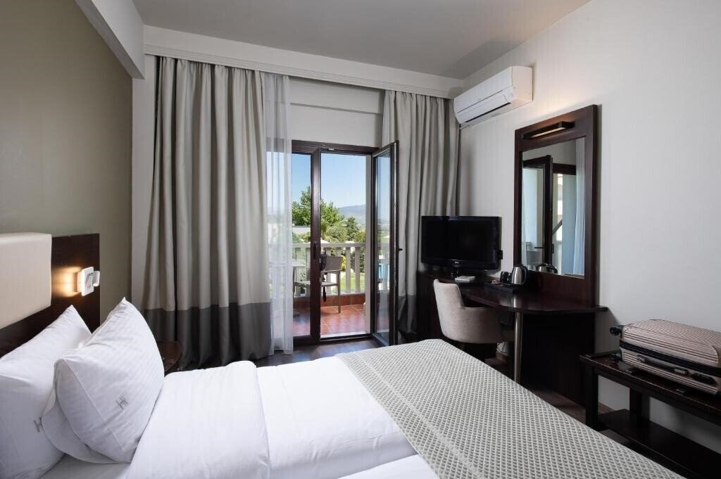 Изображение Heaven Hotel 3*
