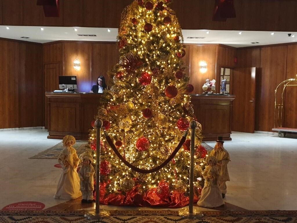 Отель Royal Hotel 4*