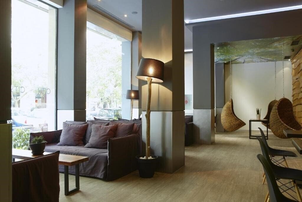 City Hotel 4* суреті