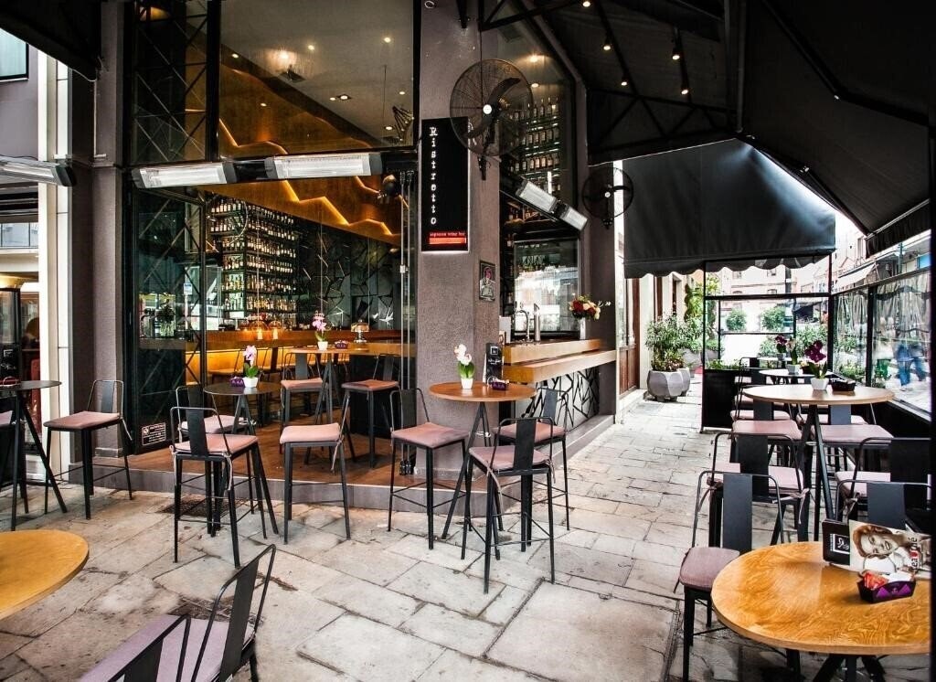 Plaza Art 3* фотосуреті