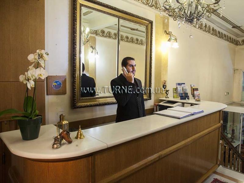 Tourist Hotel 2* қонақ үйі