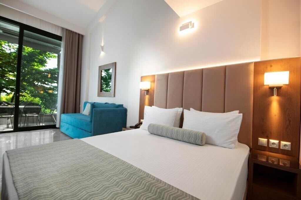 Отель 4-You Family 3*