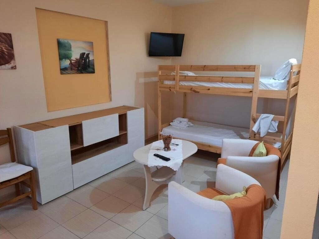 Отель Villa Decauville 3*