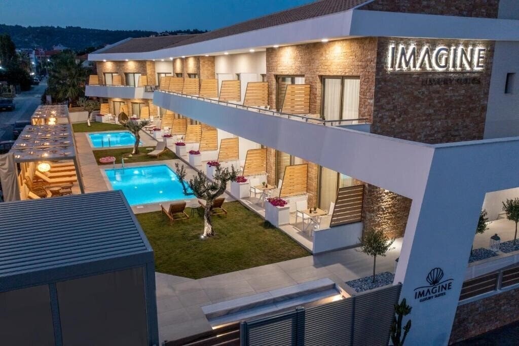 Imagine Luxury Suites 5* қонақ үйі