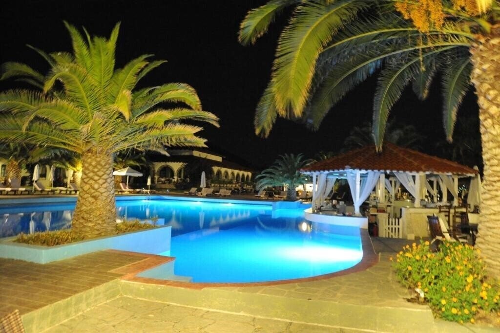 Bomo Club Assa Maris 4* фотосуреті