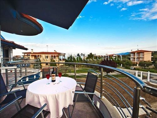 Фото Akti-s Deluxe Apartments & Suites 3*