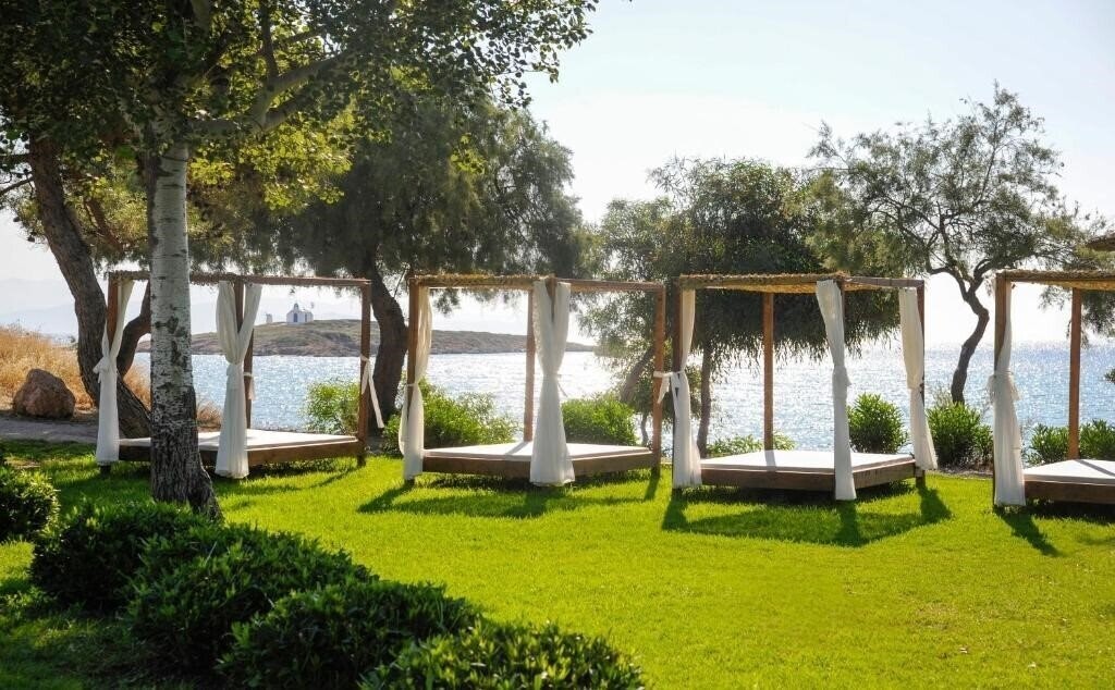 Dolce Attica Riviera 4* фотосуреті