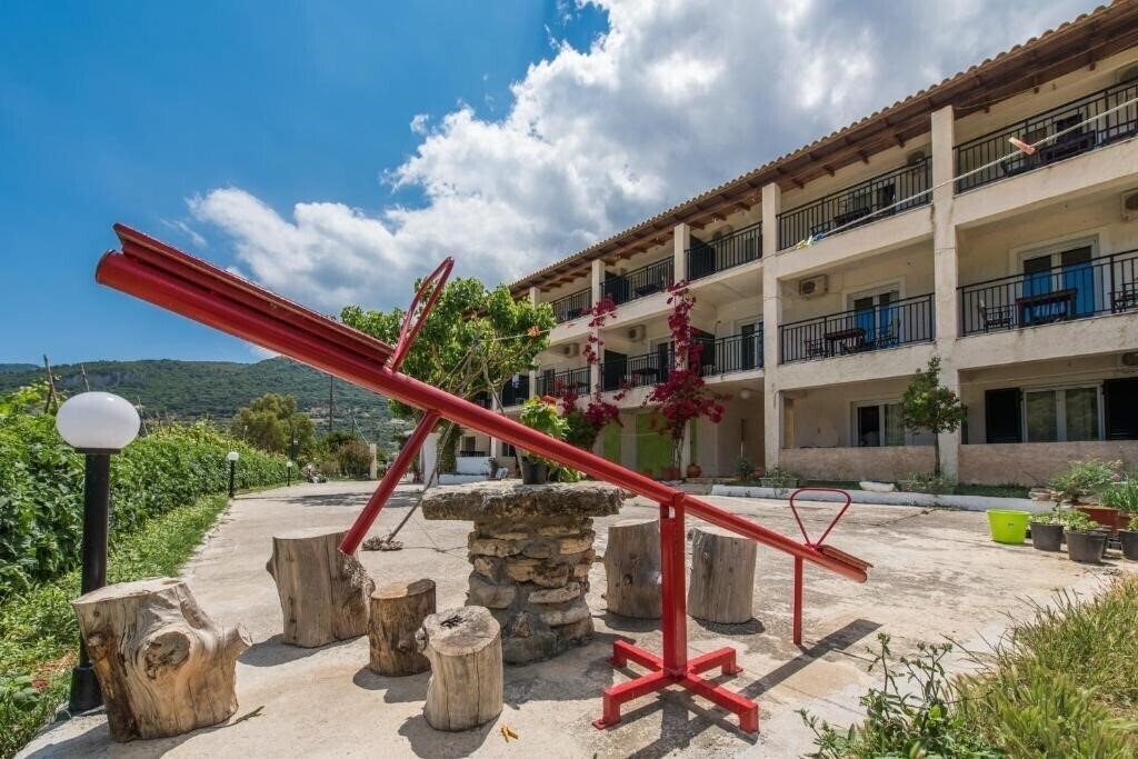Pension Porto Tsi Ostrias 3* қонақ үйі