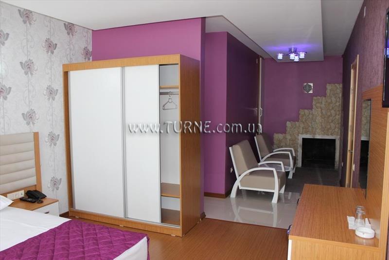 Фото Moni Hotel 3*